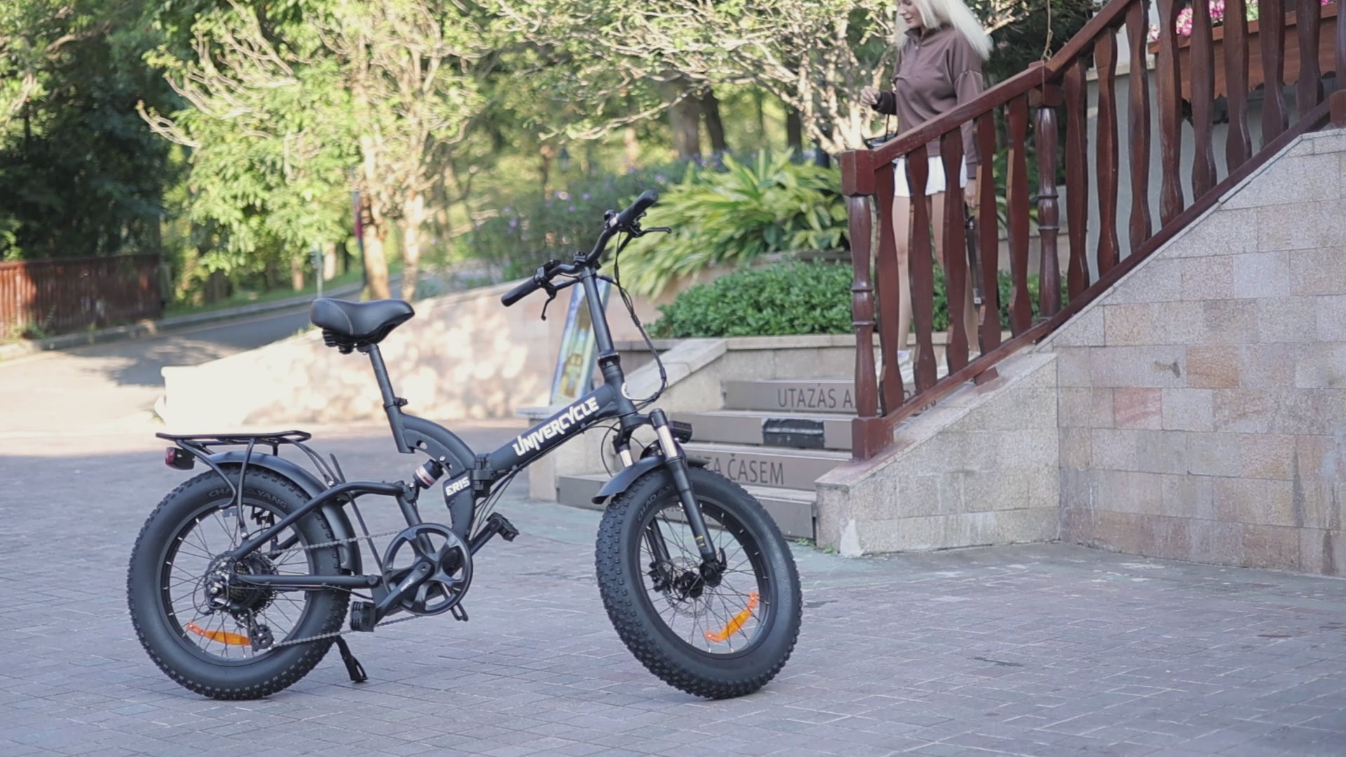 Load video: univercycle ERIS daily life